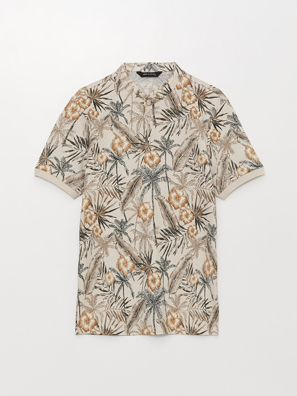 Beyaz Hakim Yaka Kısa Kollu Desenli Erkek Tişört-6