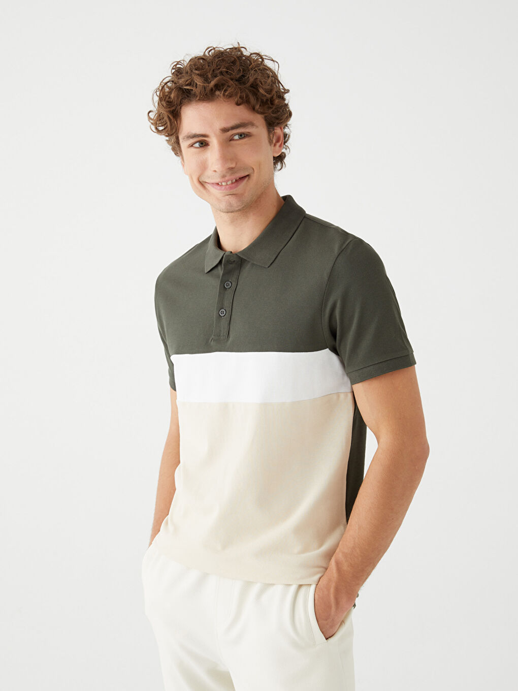 Ерлерге арналған поло жағалы қысқа жең түрлі-түсті пике футболка