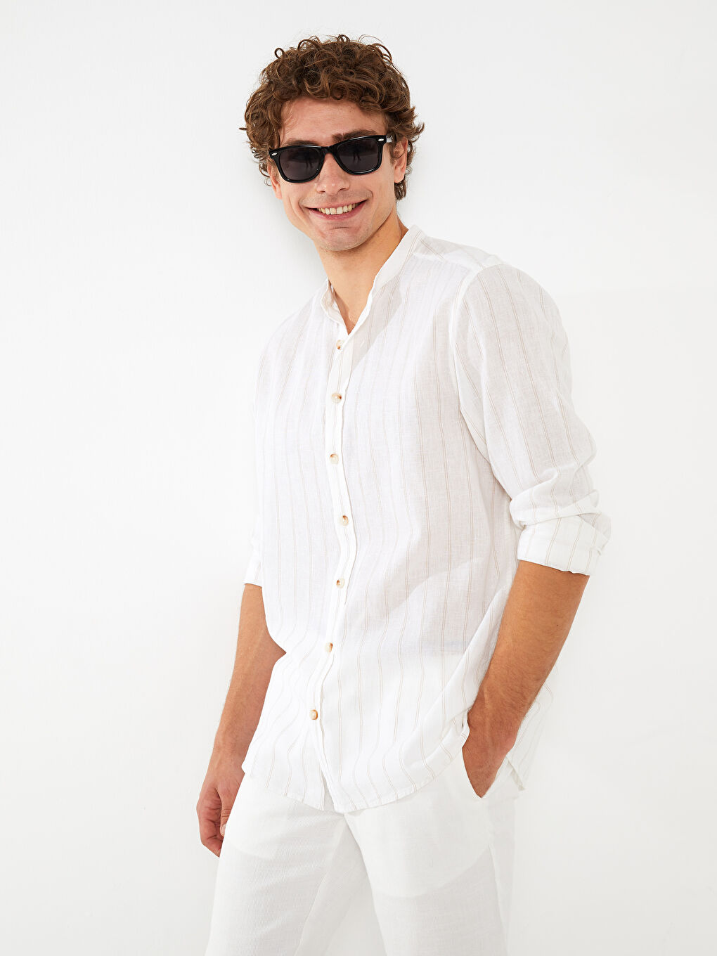 Bej Regular Fit Hakim Yaka Uzun Kollu Keten Karışımlı Erkek Gömlek