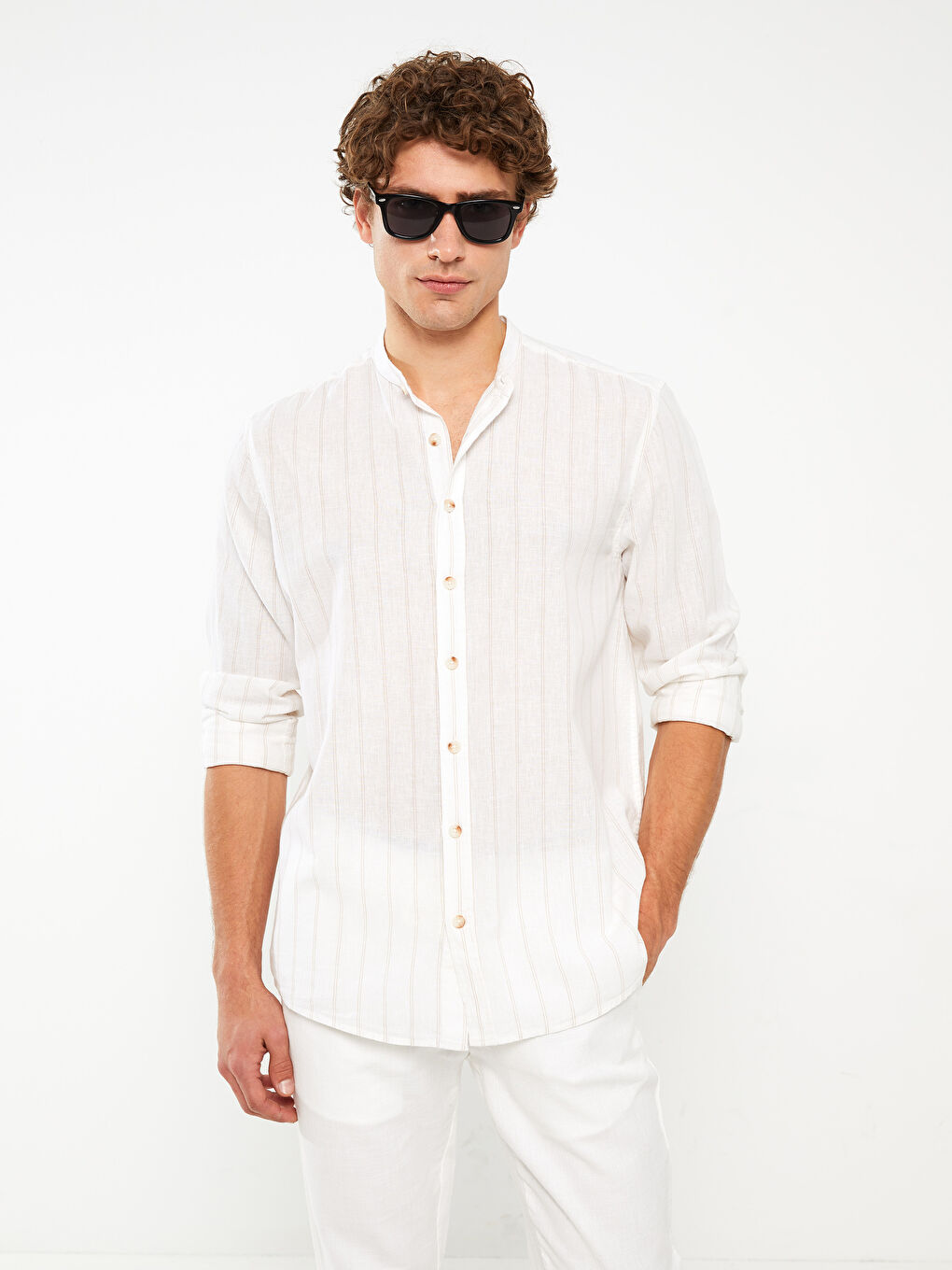 Bej Regular Fit Hakim Yaka Uzun Kollu Keten Karışımlı Erkek Gömlek-1