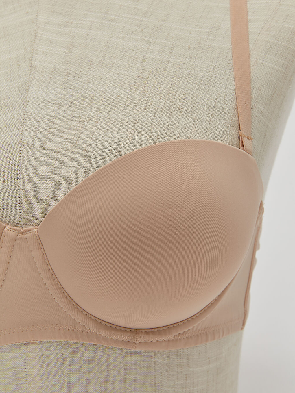 Pembe Balenli Yarım Dolgulu Düz Straplez Sütyen-4