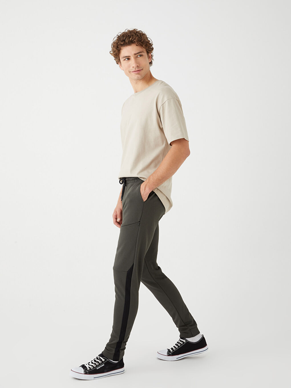 بنطلون رياضي رفيع للرجال-1