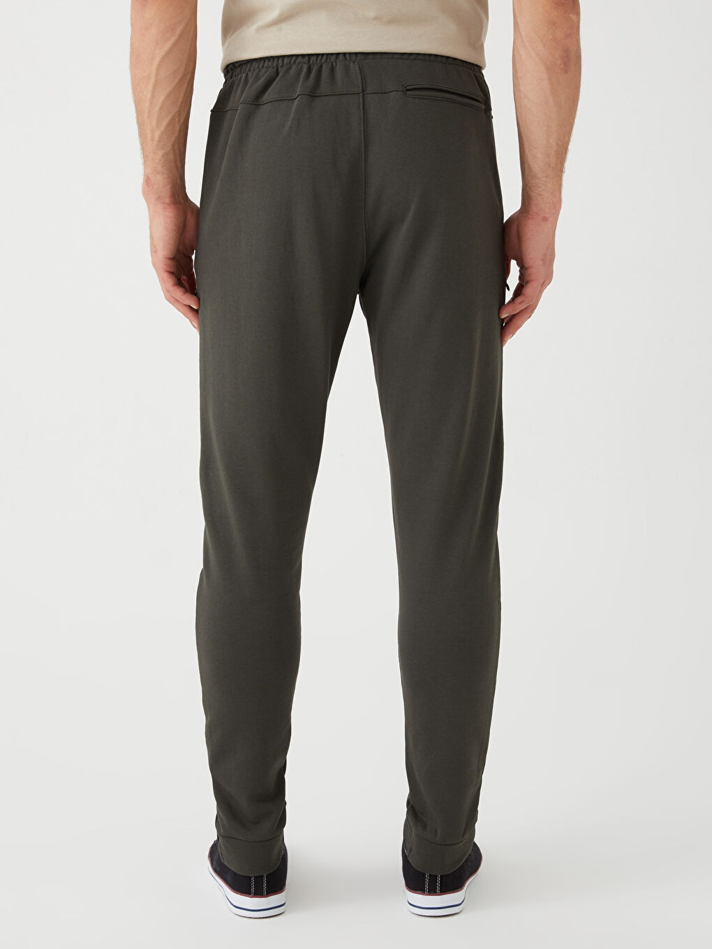 بنطلون رياضي رفيع للرجال-4