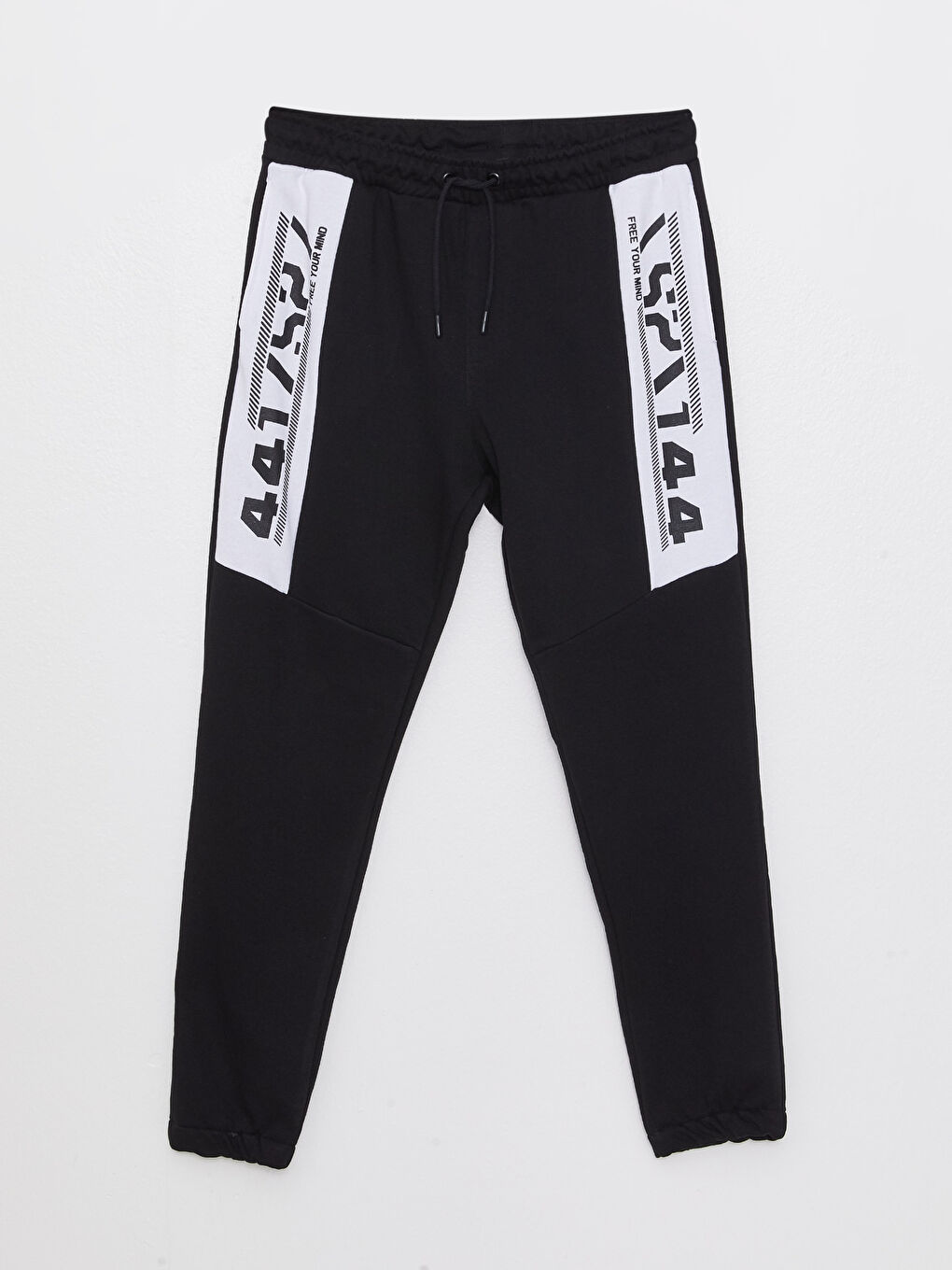 بنطلون رياضي رجالي مطبوع بقصة ضيقة-6