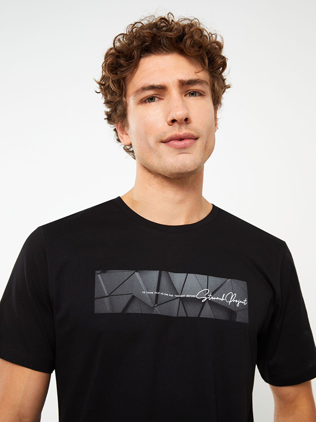 Siyah Bisiklet Yaka Kısa Kollu Baskılı Penye Erkek Tişört
