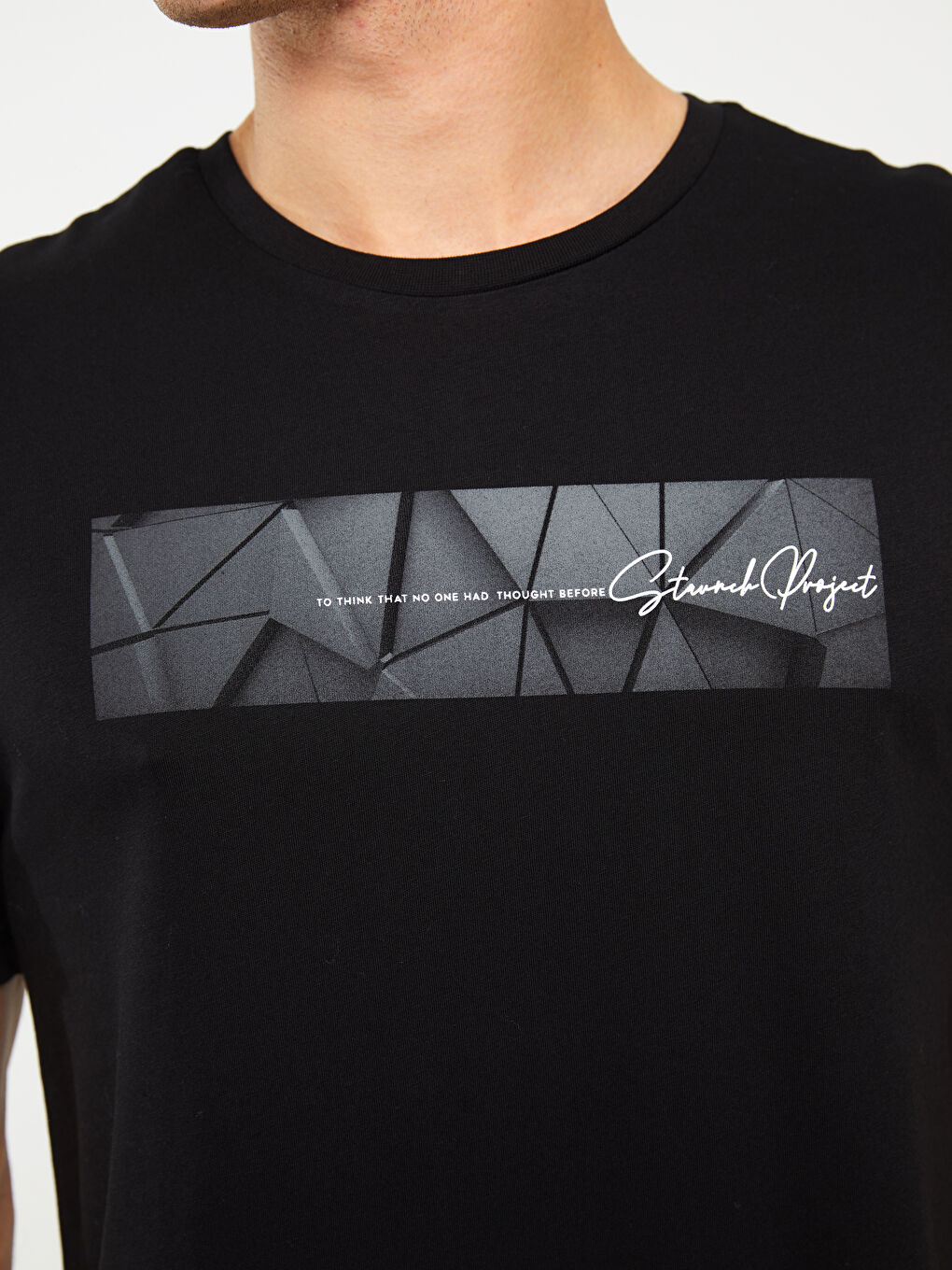 Siyah Bisiklet Yaka Kısa Kollu Baskılı Penye Erkek Tişört-3