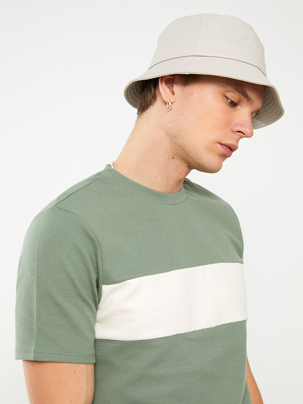 Yeşil Bisiklet Yaka Kısa Kollu Renk Bloklu Erkek Tişört-1