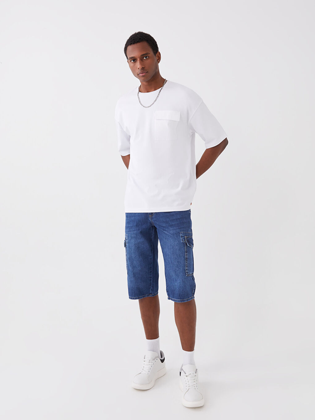 İndigo Standart Kalıp Erkek Jean Bermuda-1