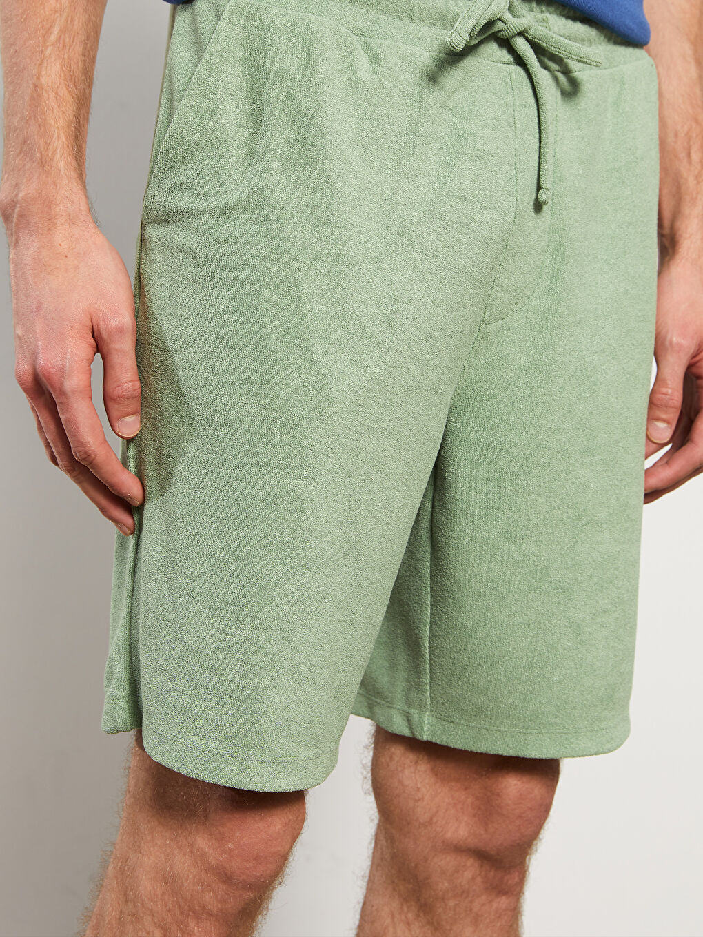 Slim Fit Binding Detail Men's Shorts -S33185Z8-GKD