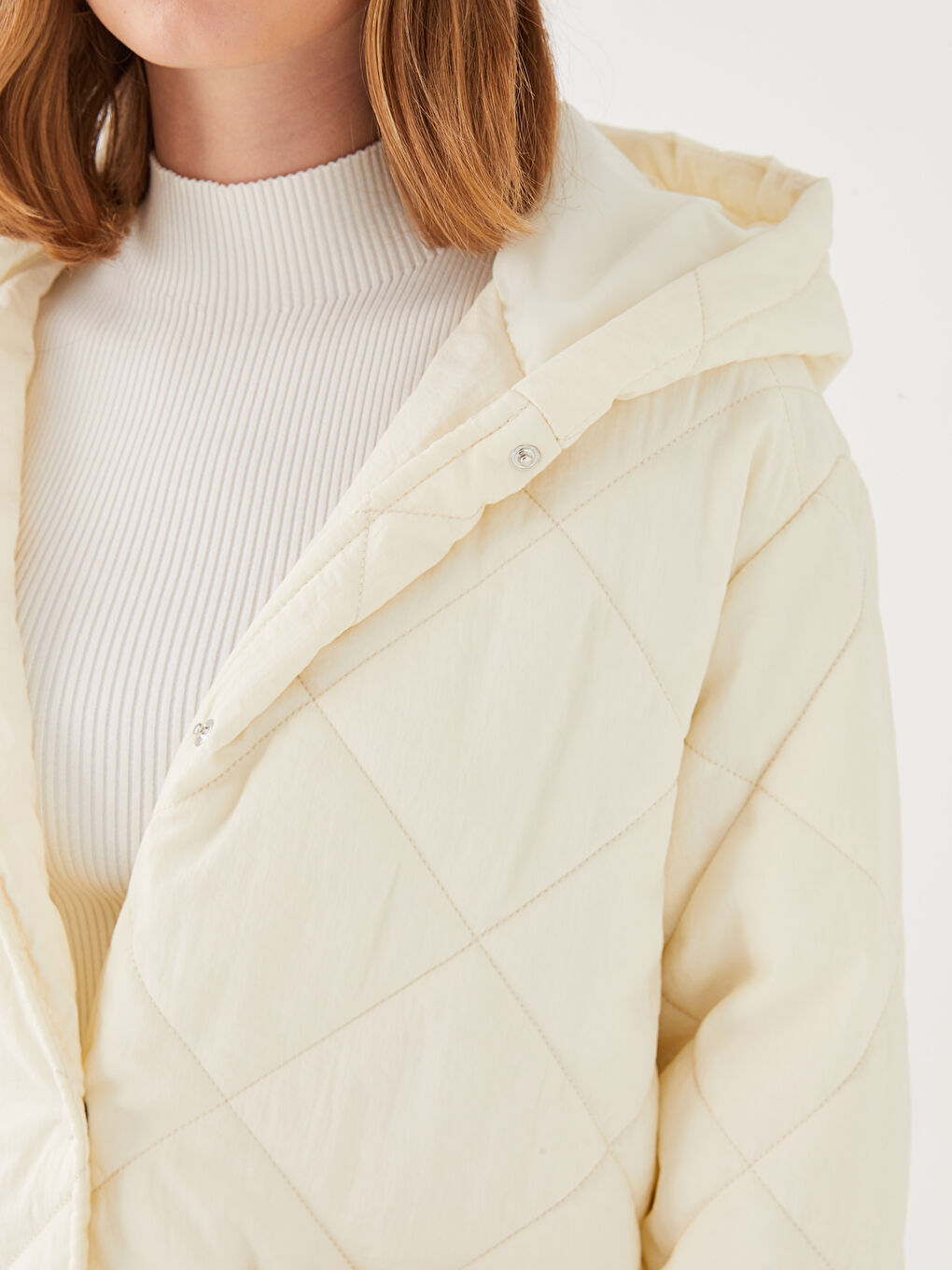 LCWAIKIKI Classic Hooded Quilted Patterned Long Sleeve Women's Puffer -S33264Z8-SUH