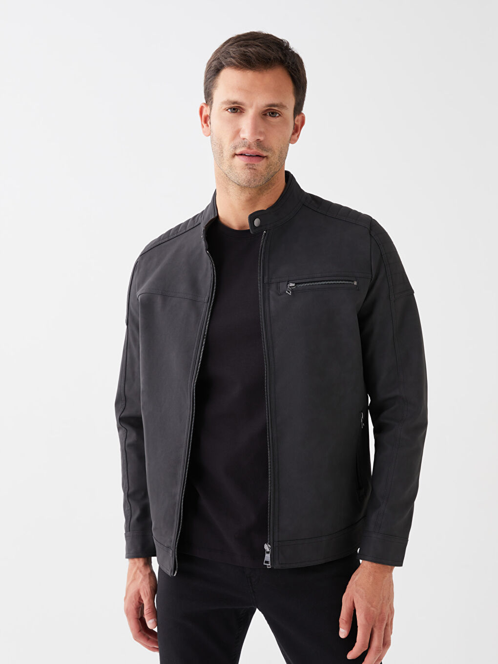 Siyah Standart Kalıp Dik Yaka Erkek Deri Görünümlü Mont