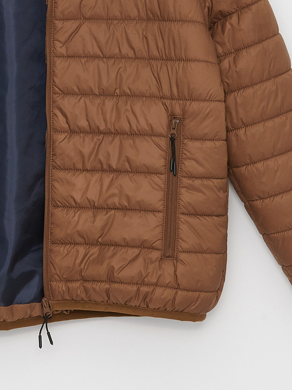 بالطو منتفخ بياقة قمع للرجال بمقاس عادي-7