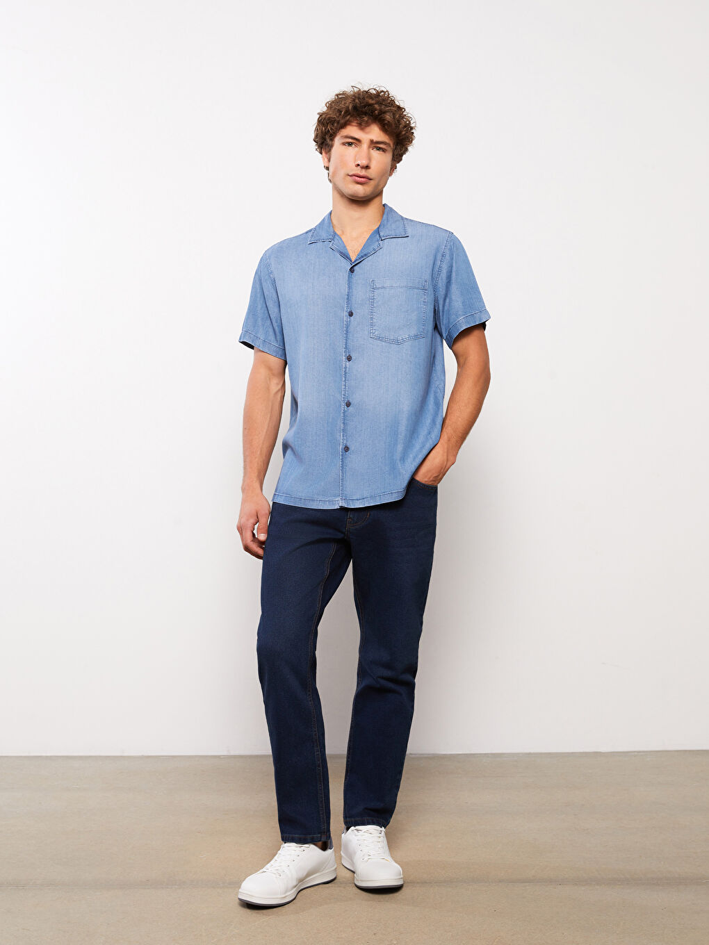 Relaxed Fit Short Sleeve Men's Denim Shirt-1