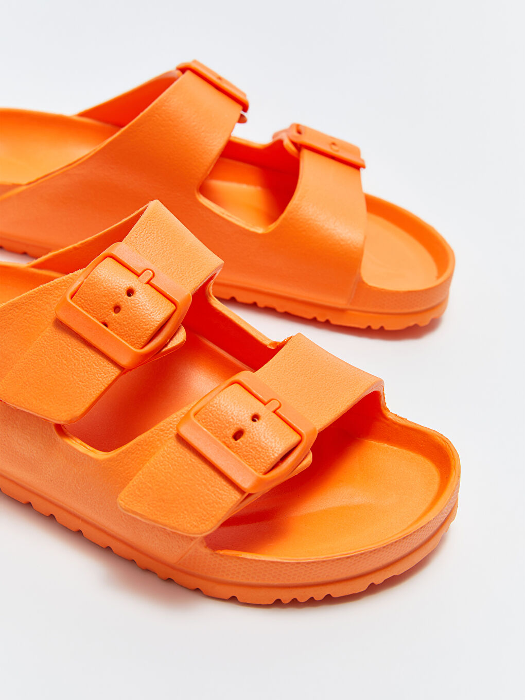 Double Band Buckle Detail Women's Slippers.-2