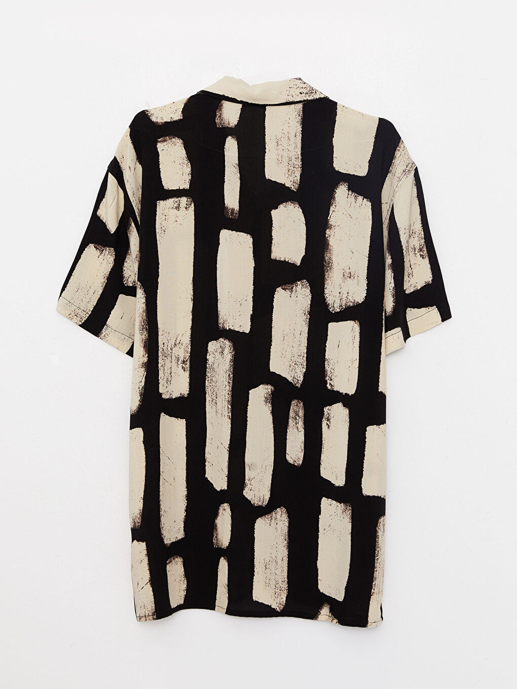 Siyah Rahat Kalıp Kısa Kollu Desenli Viskon Erkek Gömlek-6