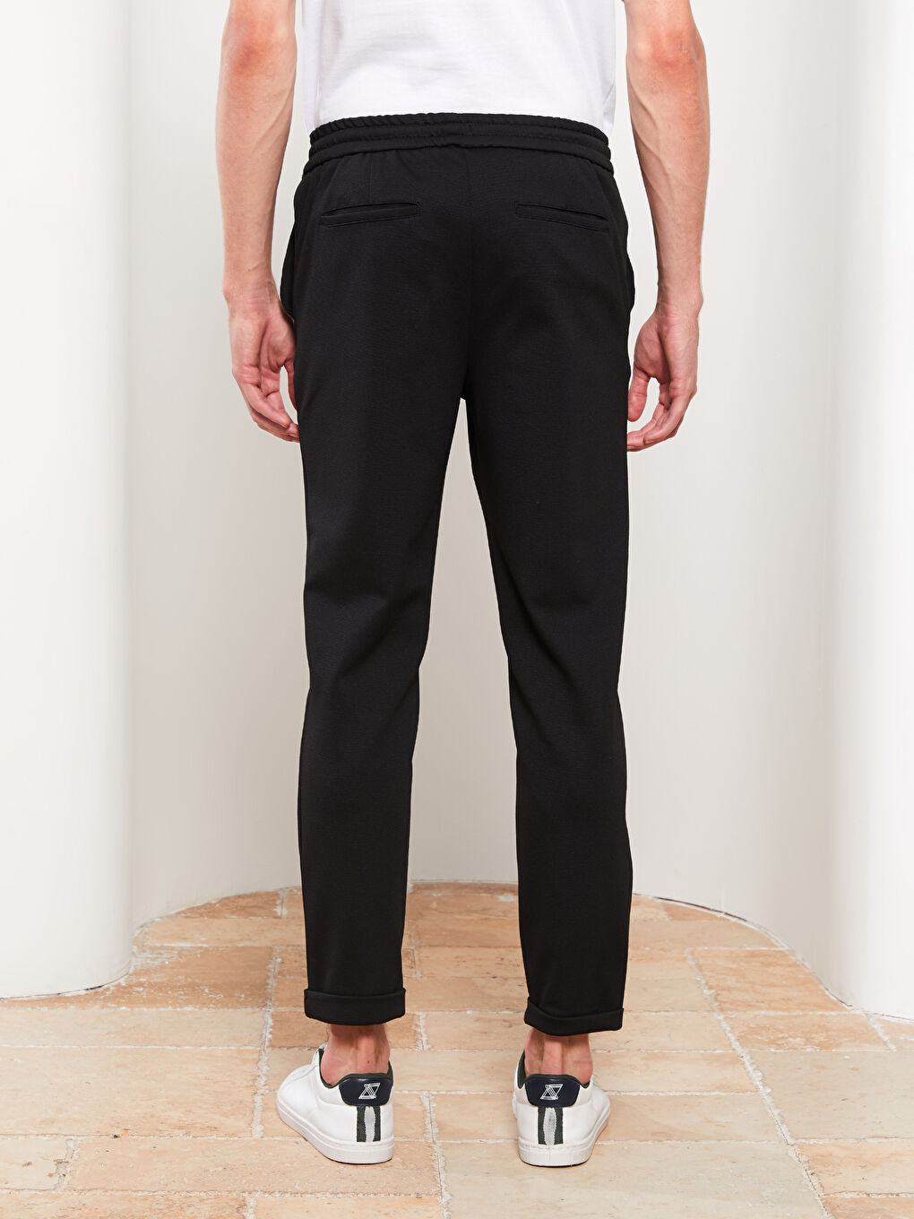 Schmal Geschnittene Gestrickte Herrenhose-3