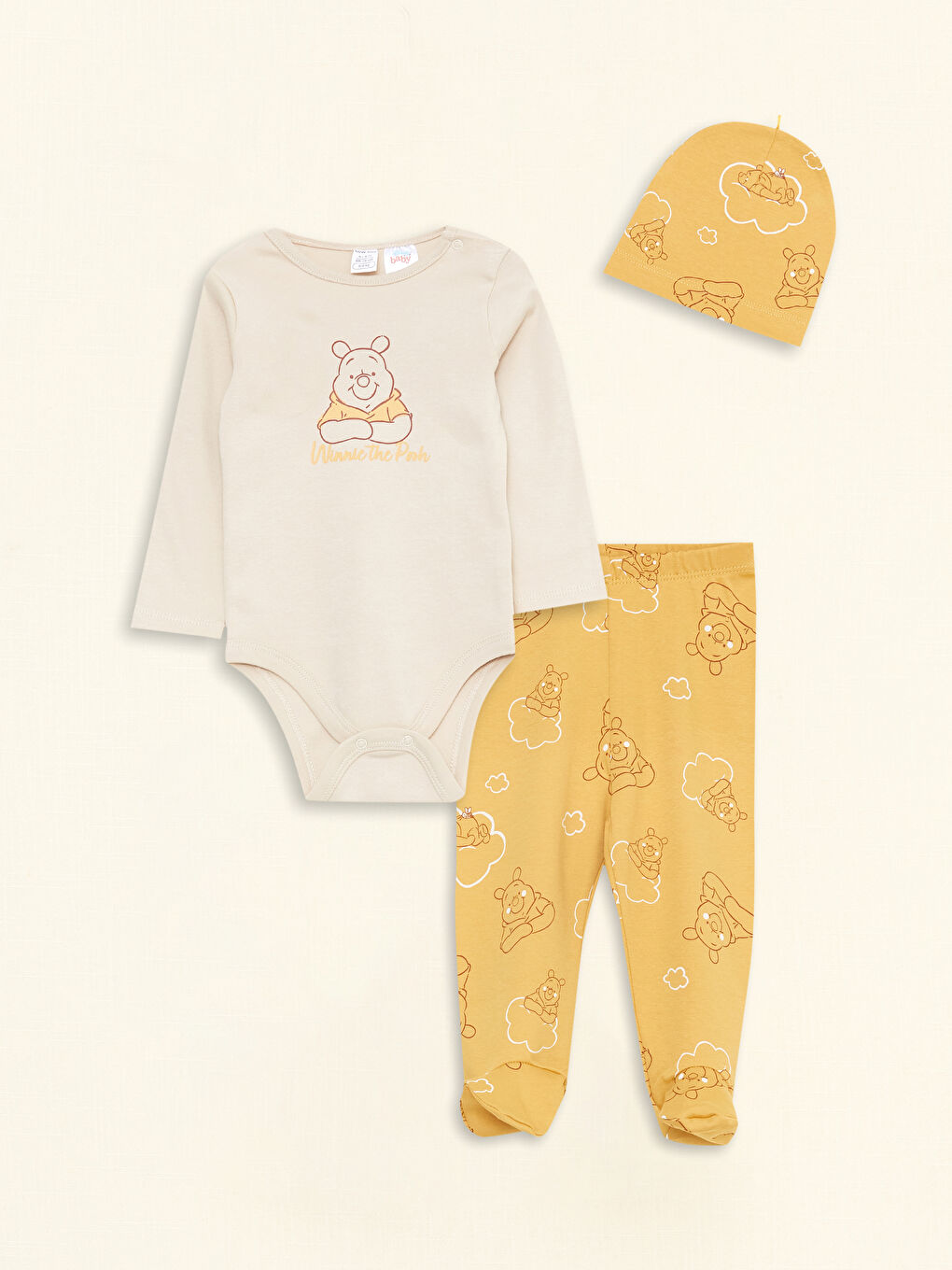 Bej Bisiklet Yaka Uzun Kollu Winnie the Pooh Baskılı Erkek Bebek Hastane Çıkış Seti 3'lü