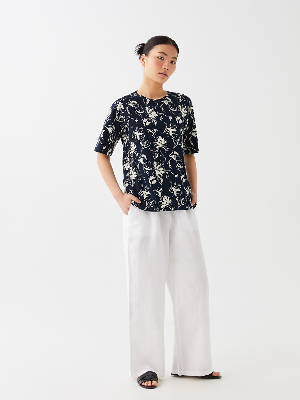 T-shirt À Manches Courtes À Motifs Avec Col Rond Pour Femmes-1
