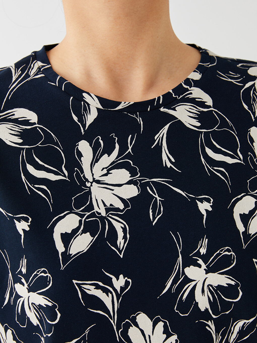 T-shirt À Manches Courtes À Motifs Avec Col Rond Pour Femmes-3