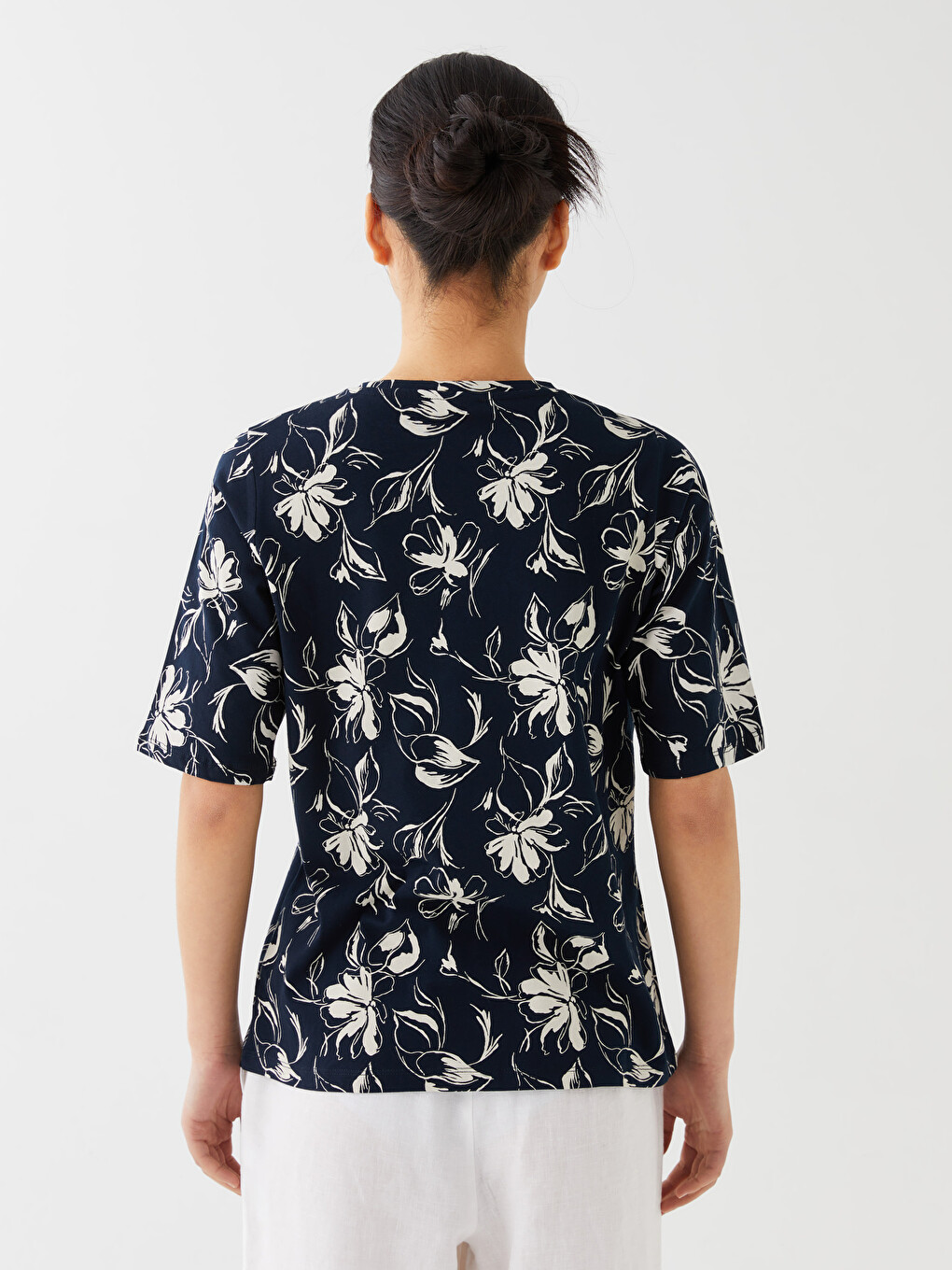 T-shirt À Manches Courtes À Motifs Avec Col Rond Pour Femmes-4