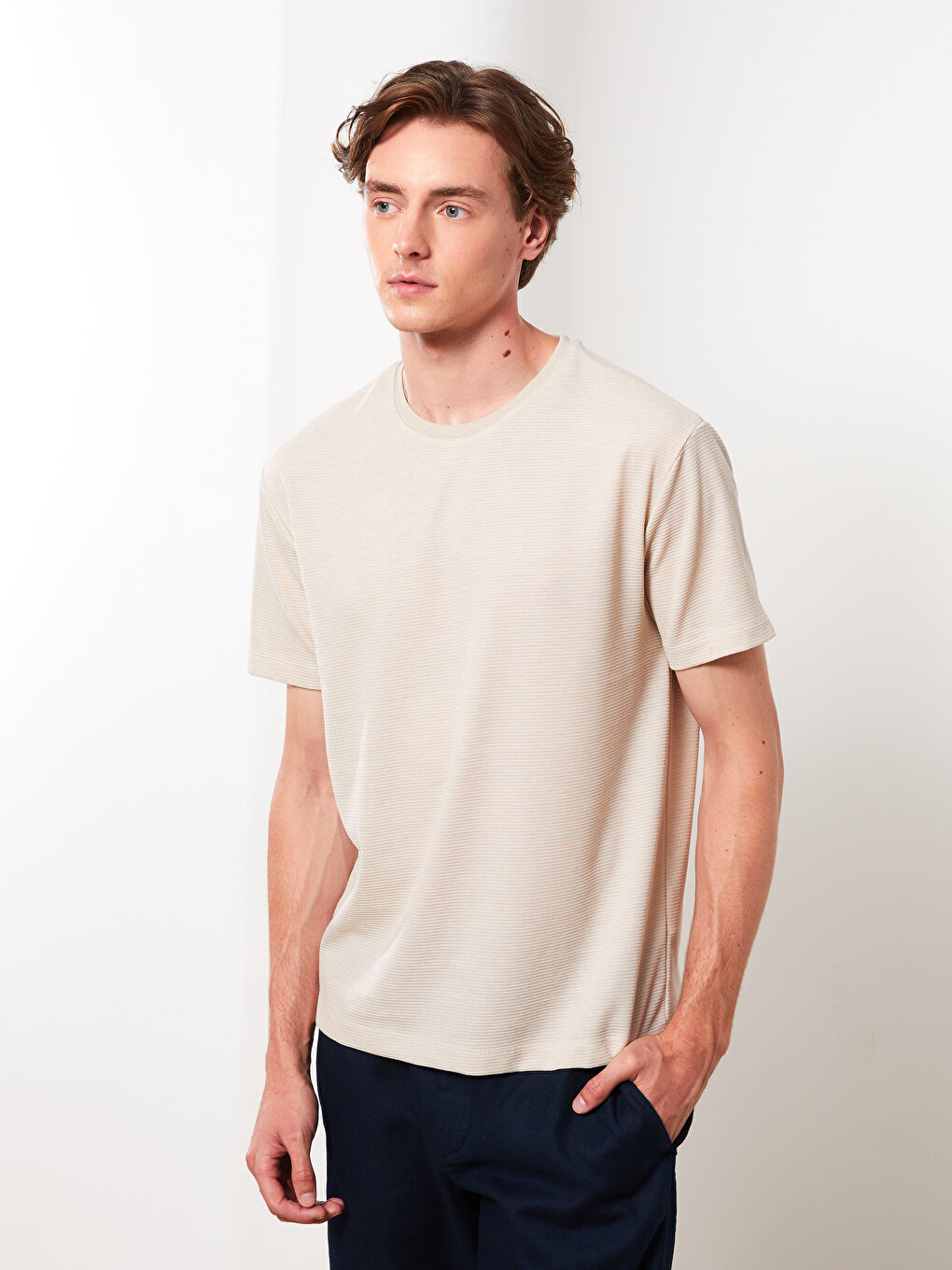 Bej Bisiklet Yaka Kısa Kollu Erkek Tişört