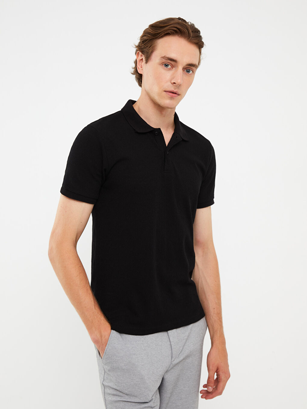 Siyah Polo Yaka Kısa Kollu Erkek Tişört