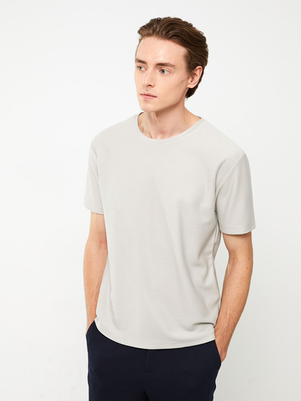 T-shirt à Manches Courtes pour Hommes avec Col Rond-1