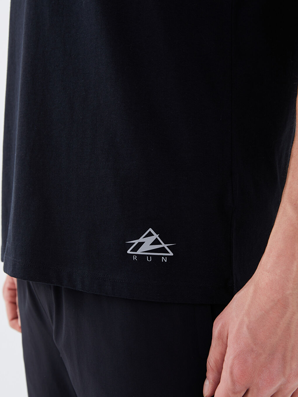 Crew Neck Short Sleeve Men's Sports T-Shirt-3