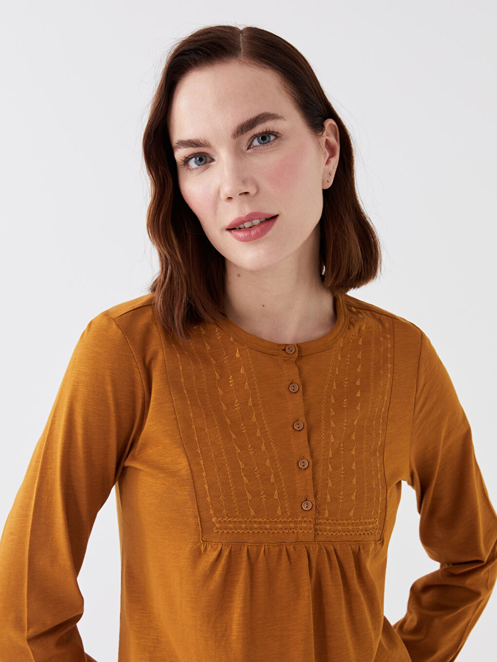 Crew Neck Embroidered Long Sleeve Women's Blouse-2