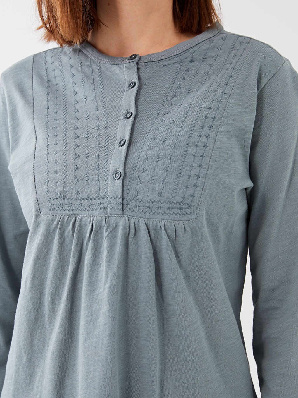 Mavi Bisiklet Yaka Nakışlı Uzun Kollu Kadın Bluz-3