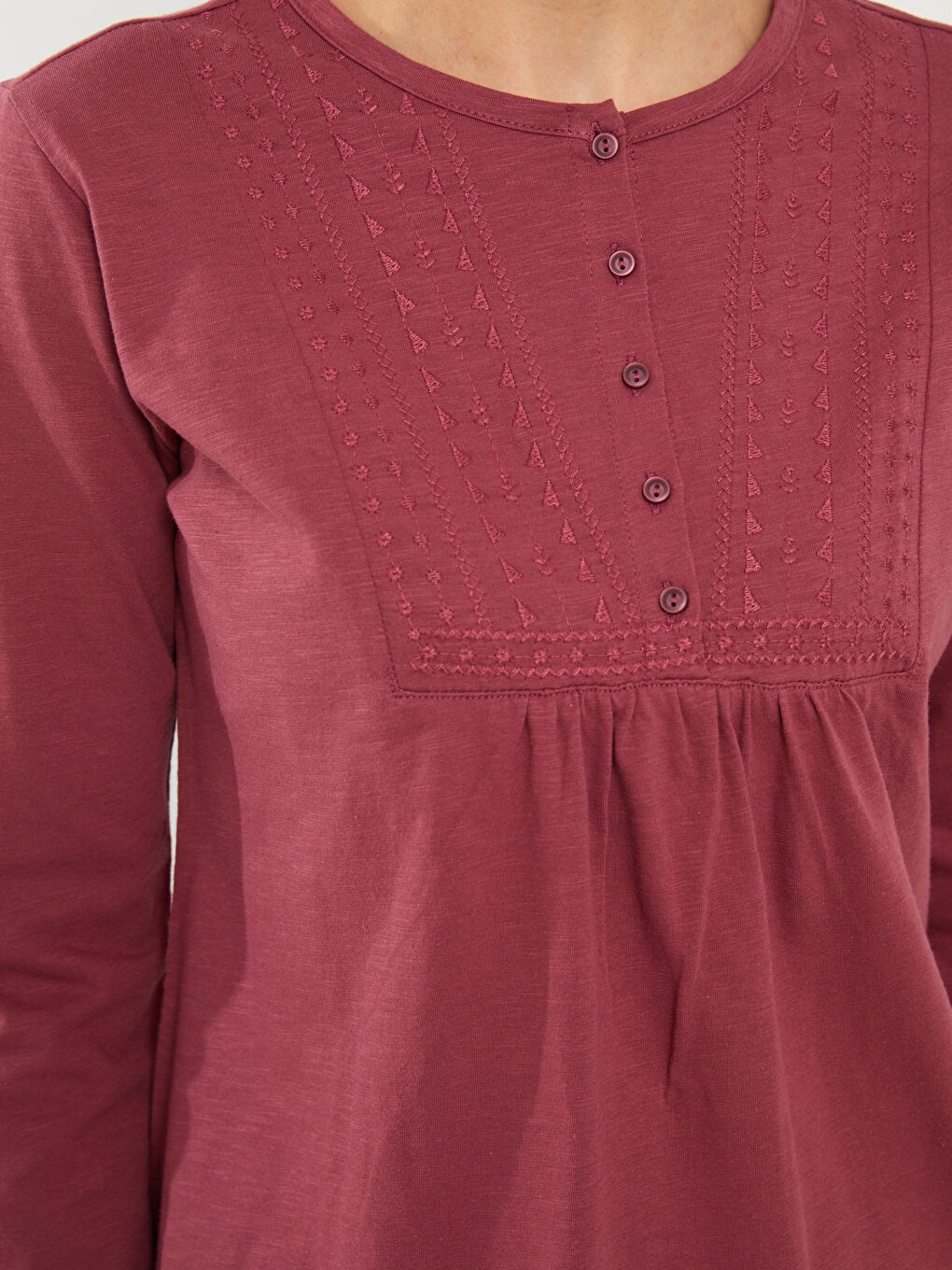 Pembe Bisiklet Yaka Nakışlı Uzun Kollu Kadın Bluz-3