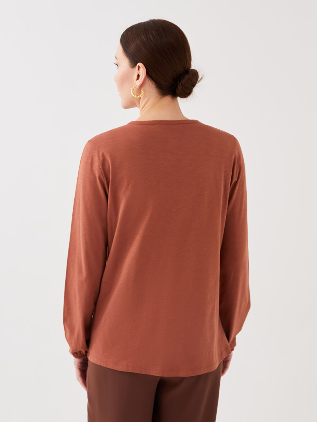 Kahverengi Bisiklet Yaka Nakışlı Uzun Kollu Kadın Bluz-4