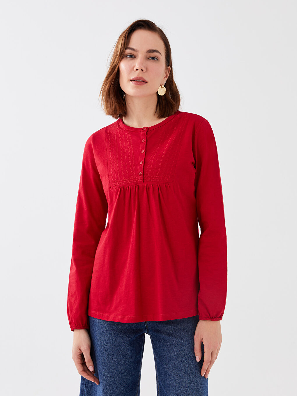 Kırmızı Bisiklet Yaka Nakışlı Uzun Kollu Kadın Bluz-1