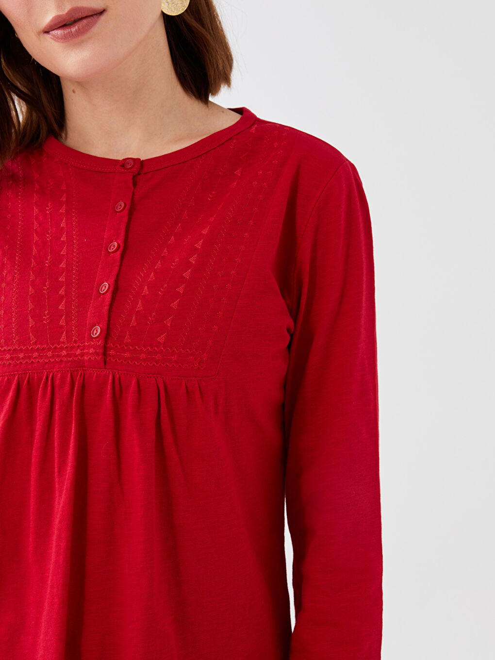 Kırmızı Bisiklet Yaka Nakışlı Uzun Kollu Kadın Bluz-3