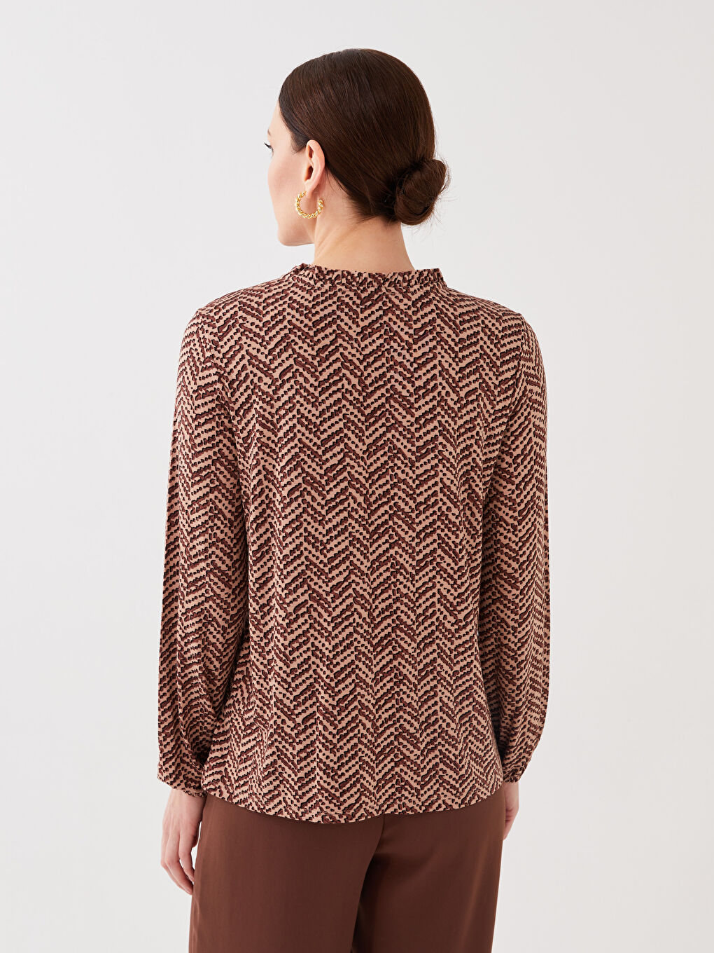 Blouse à Col Lavallière à Motifs et Manches Longues pour Femmes-4