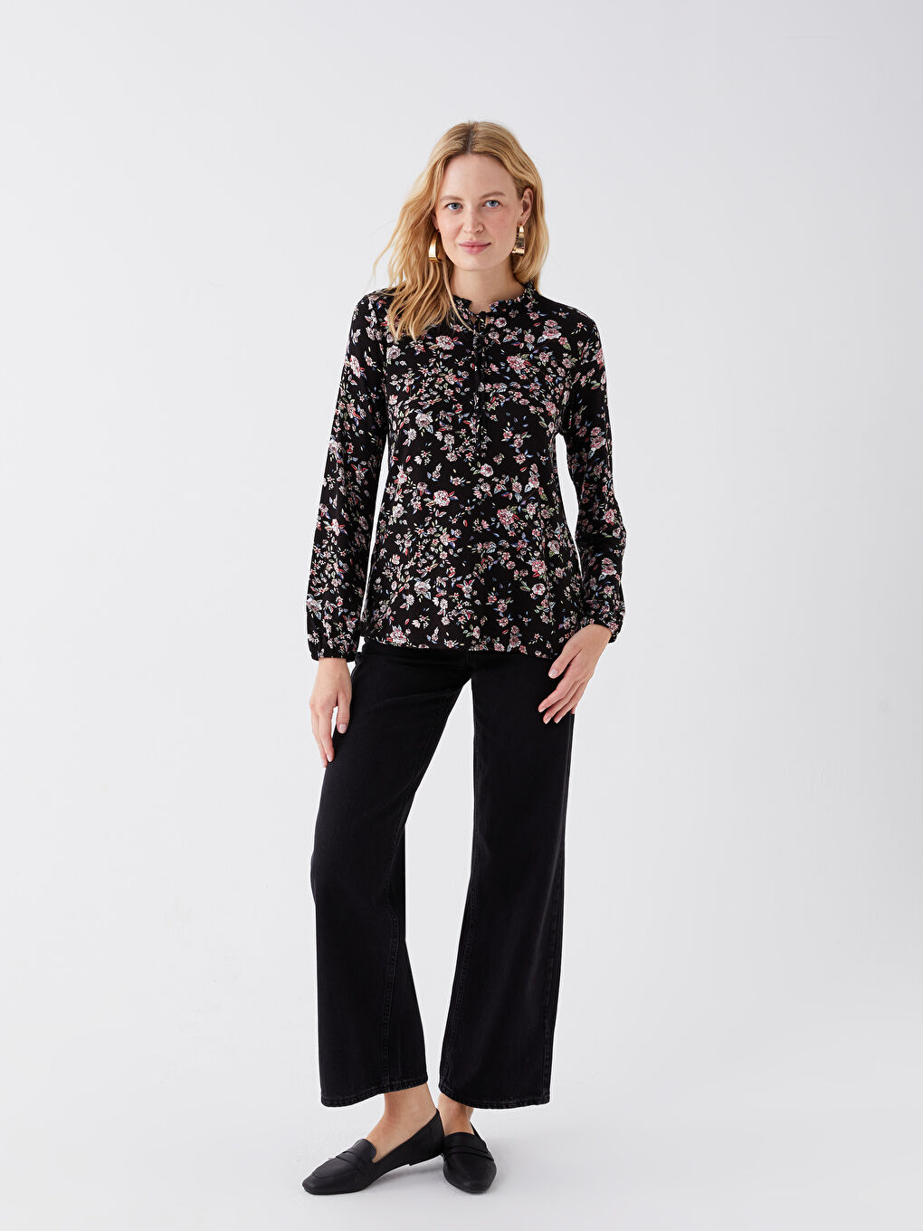 Siyah Bağlamalı Yaka Desenli Uzun Kollu Kadın Bluz-2