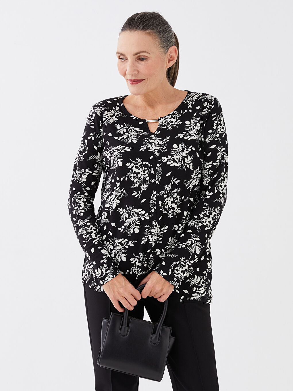 Блузка с круглым вырезом, узором и длинным рукавом для женщин