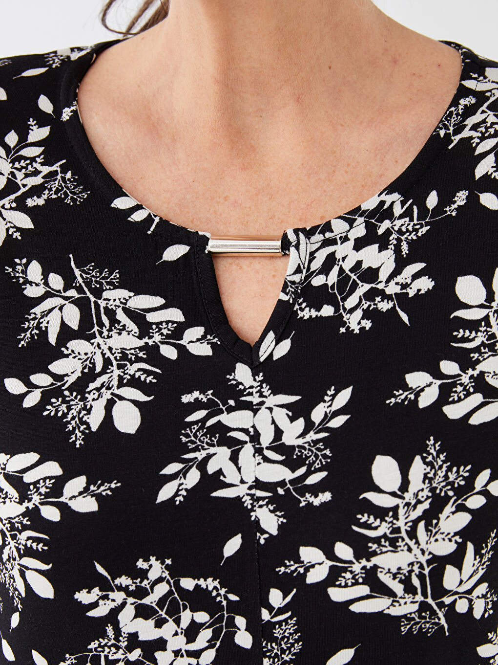 Блузка с круглым вырезом, узором и длинным рукавом для женщин-3