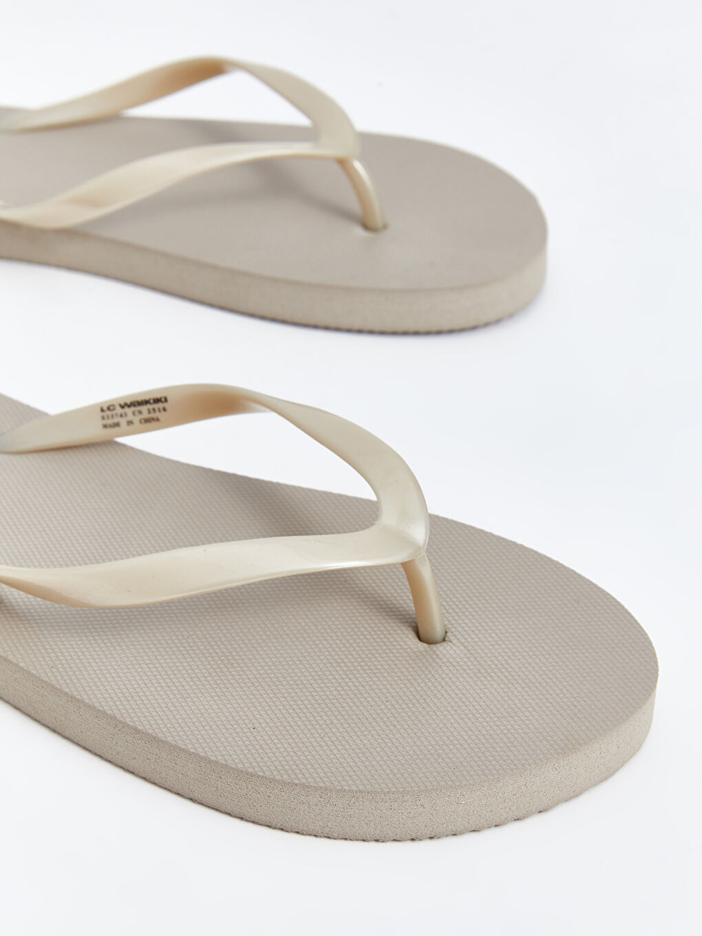 Шлепанцы Женские Пляжные Тапочки-3