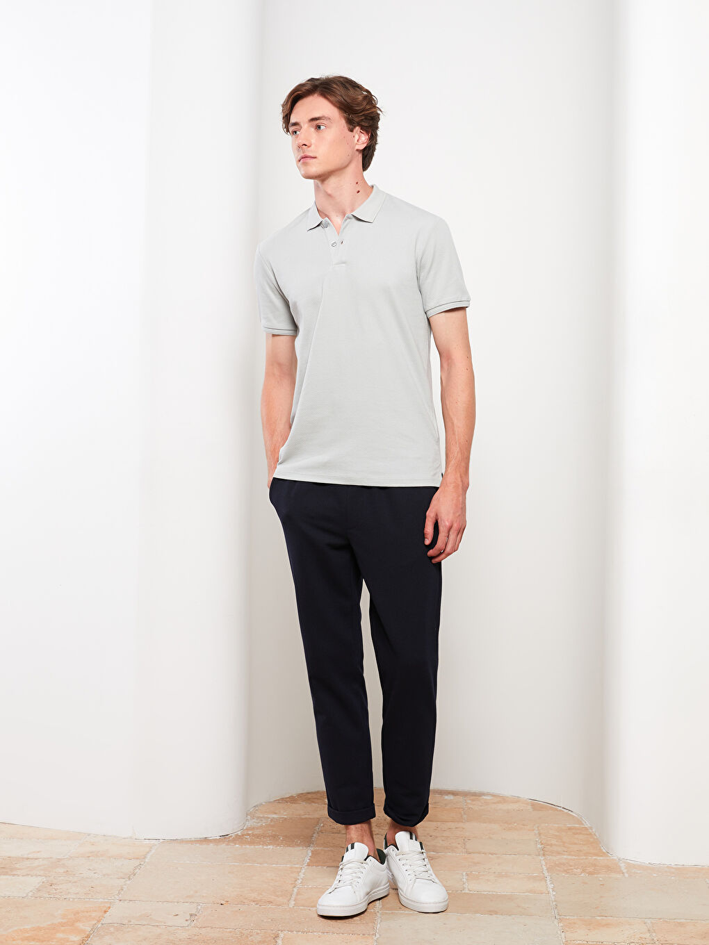 Gri Polo Yaka Kısa Kollu Erkek Tişört-2