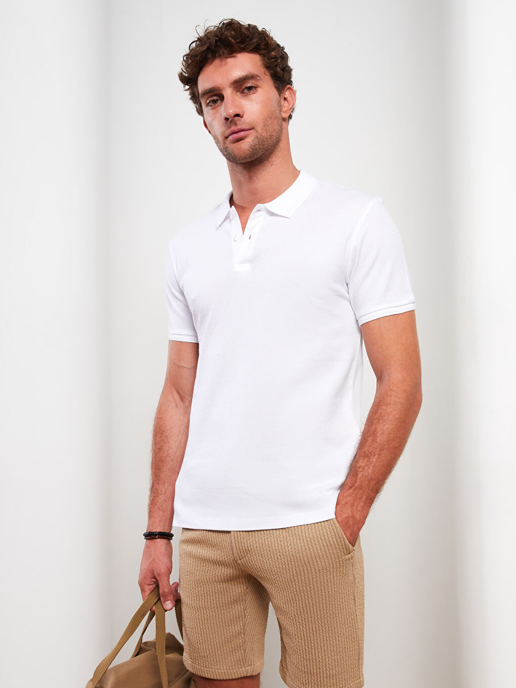 Beyaz Polo Yaka Kısa Kollu Erkek Tişört