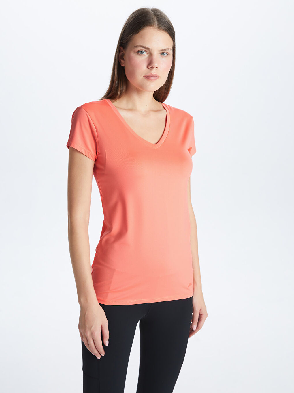 Mercan V Yaka Reflektör Baskılı Kadın Outdoor Tişört-1