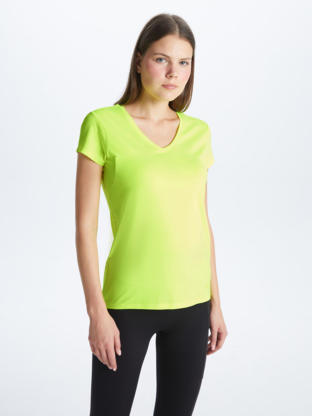 Yeşil V Yaka Reflektör Baskılı Kadın Outdoor Tişört