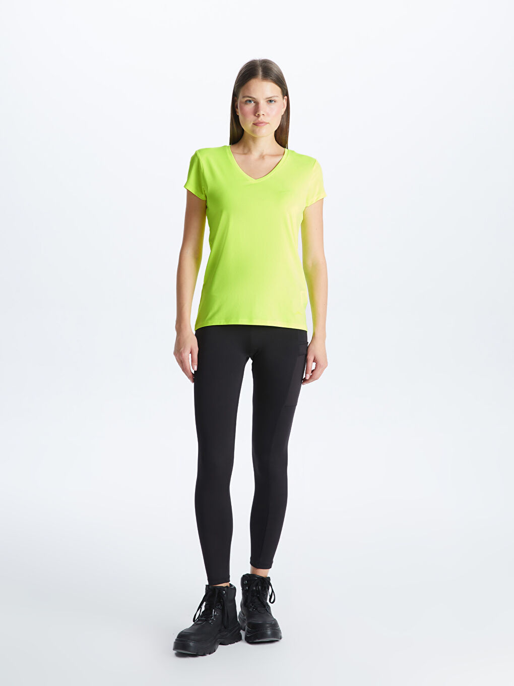 Yeşil V Yaka Reflektör Baskılı Kadın Outdoor Tişört-2