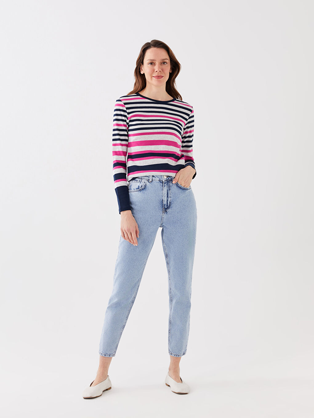 بلوزة كم طويل مخطط بياقة دائرية للسيدات-2