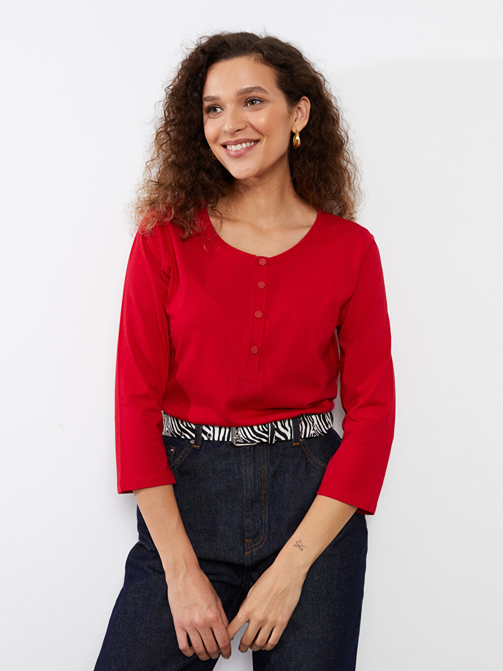 Kırmızı Kadın Bisiklet Yaka Düz Tişört