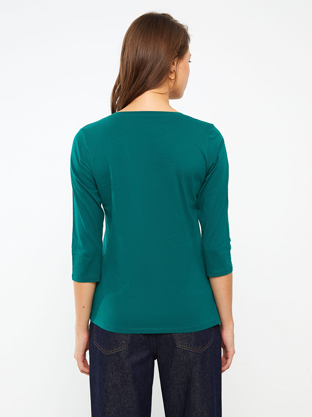 Дамска Тениска С Кръгло Деколте И Изчистен Дизайн-4