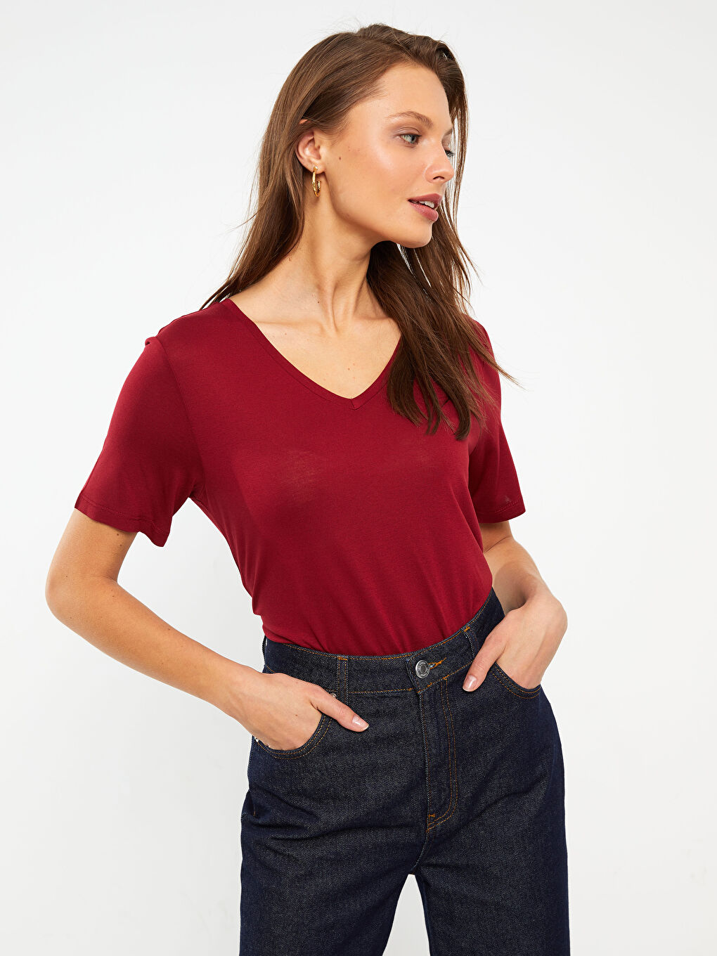 Bordo V Yaka Düz Kısa Kollu Kadın Tişört