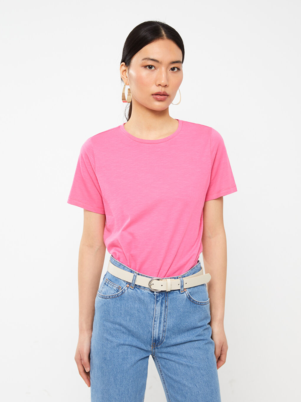 تي شيرت سادة بياقة دائرية بأكمام قصيرة للسيدات-1