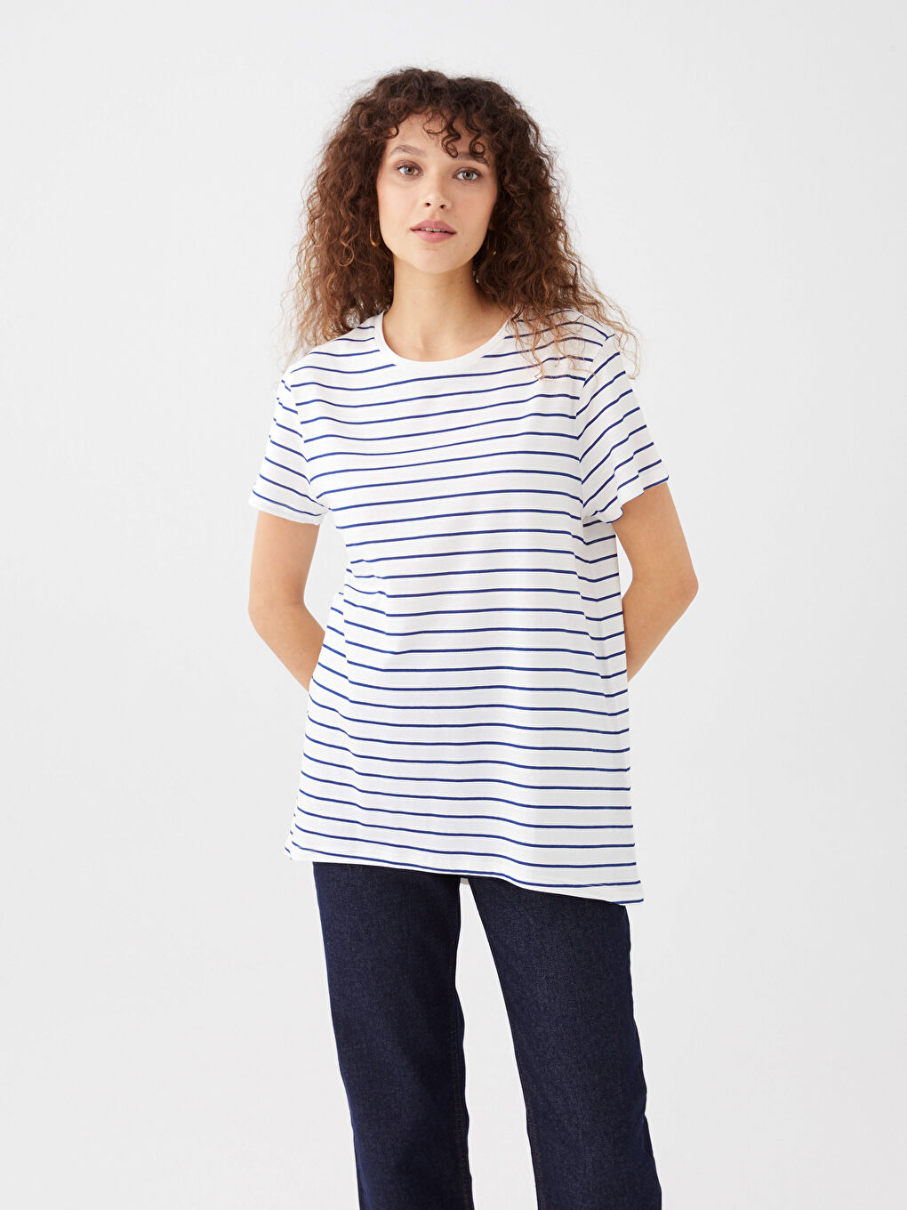 Lacivert Bisiklet Yaka Çizgili Kısa Kollu Kadın Tişört